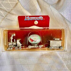 Vintage Metal Train, Pewter Collectable VIRGINIA Train, MyTravel Train Souvenir